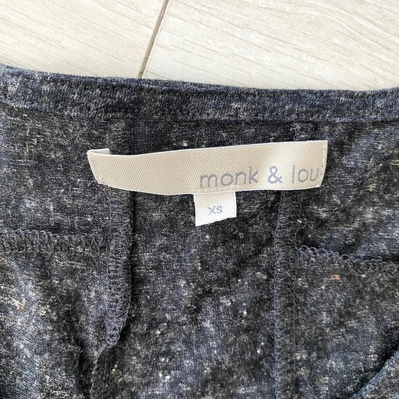 Monk and Lou heathered grey top - Picture 2 of 3